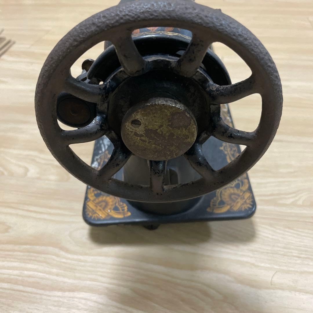 1923年製　スコットランド　クライドバンク工場　ビンテージ　シンガー　ミシン Amazon.co.jp: シンガーミシン 1925年製 スコットランド クライド